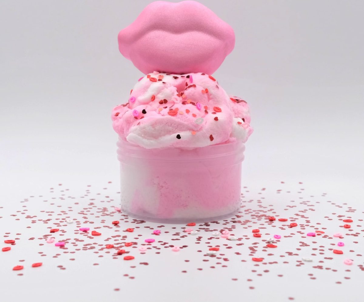 New Year's Kiss - Image 4